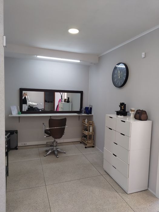 Aluguer de espaço para cabeleireira