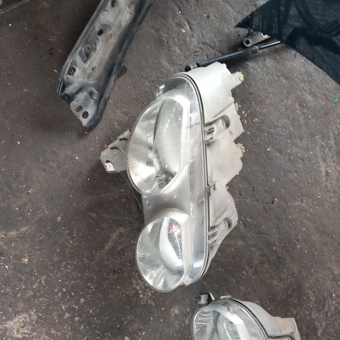 Capot para choques farois e frente em chapa rover 75 ano 2001 200€
