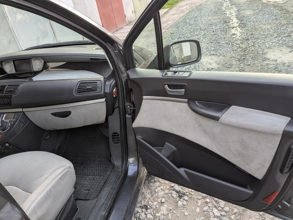 Продам Peugeot 807