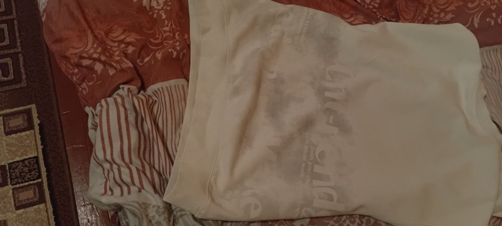 Продається кофта стан новий одягнута 1 раз ціна 500 грн