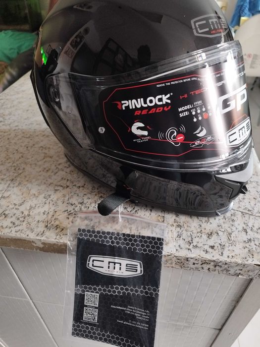 CMS Helmet GP4 novo