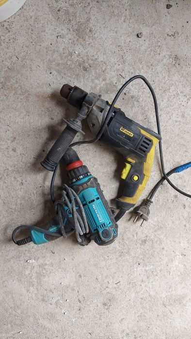 Інструмени ,перфоратор...