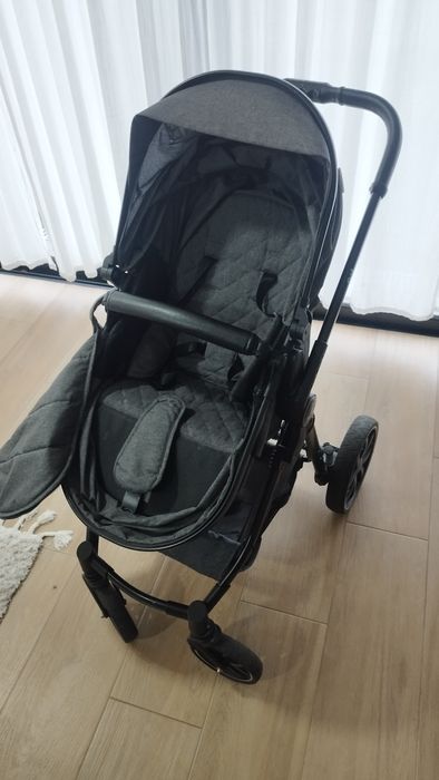 Carrinho bebé Asalvo em ótimo estado