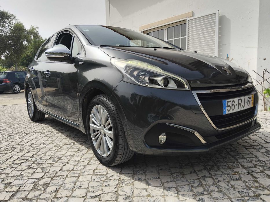 Peugeot 208 — fotografia 5
