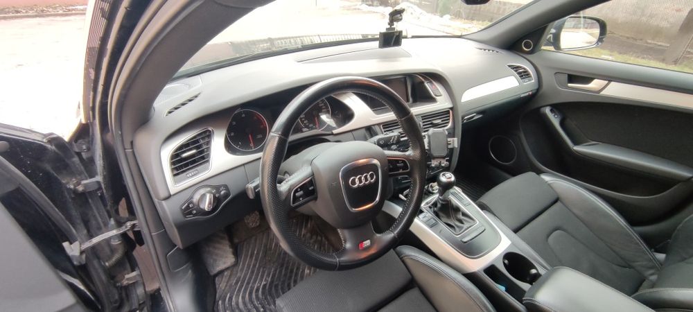 Audi A4 b8 TDI 2.0 S-line  (143 к.с.) 2009 р