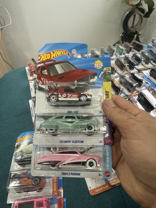 Hot Wheels varios