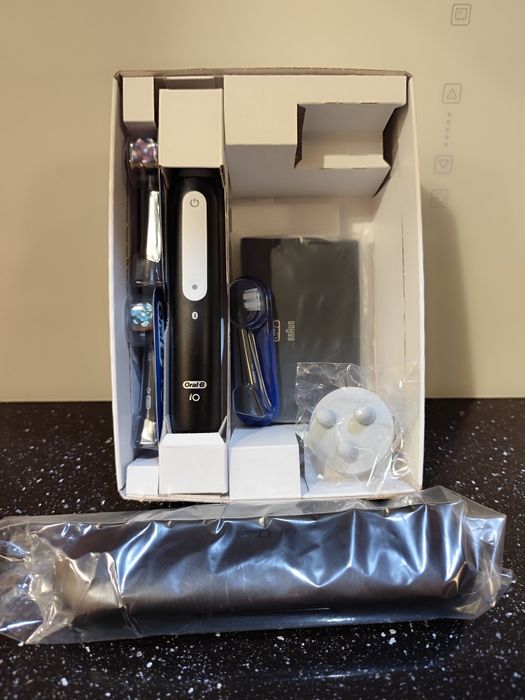 Електрична зубна щітка Oral-B iO series 7/series 1/iO4/ pro 3