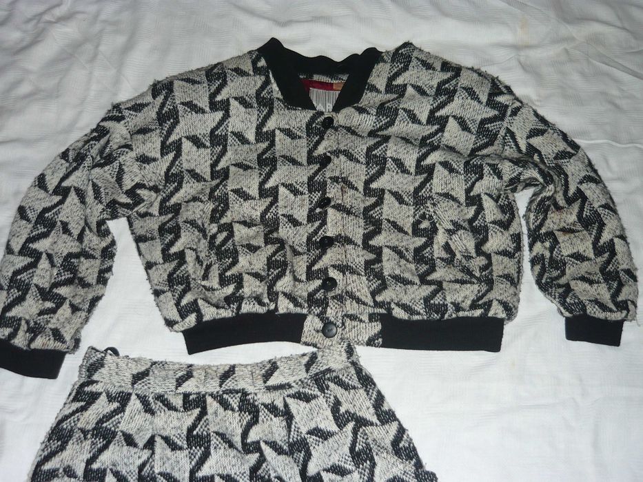 Magnificent skirt-and-blouse set — PARFOIS knitted fabric