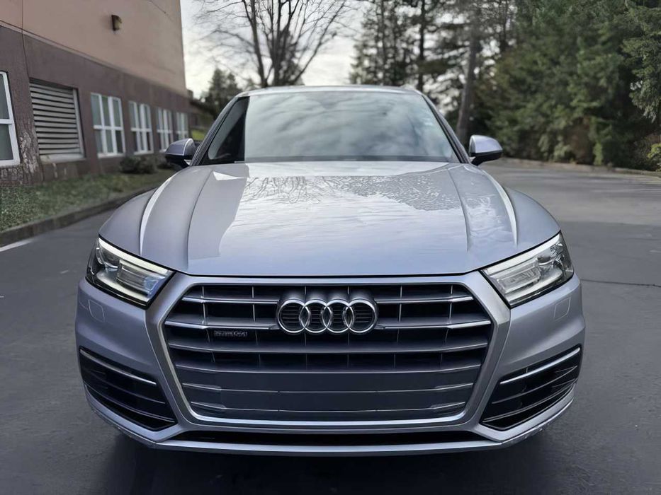 Audi Q5      2018