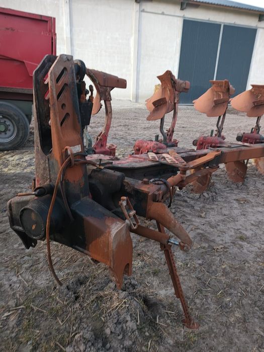 Pług 5 skibowy Vogel & Noot do remontu