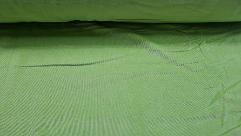 Sztruks limonka szer.145 cm.
