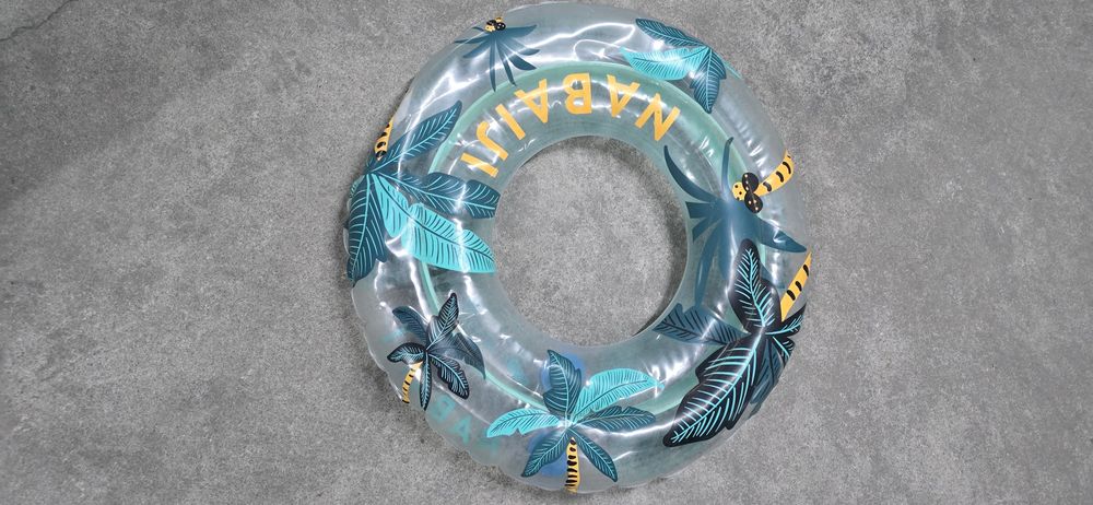 Boia e colchão de praia