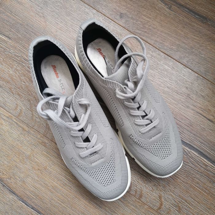 Bata кроссовки летние кеды 39 размер новые