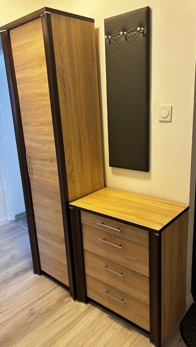 Zestaw mebli do przedpokoju