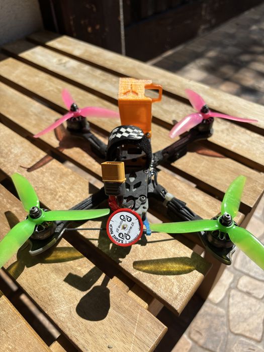 Dron FPV Nazgul 5 iflight TBS crossfire nano 4s