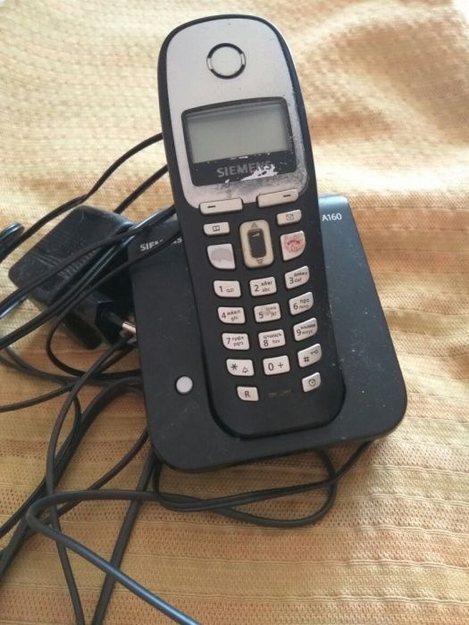 Радіотелефон з гарнітурою