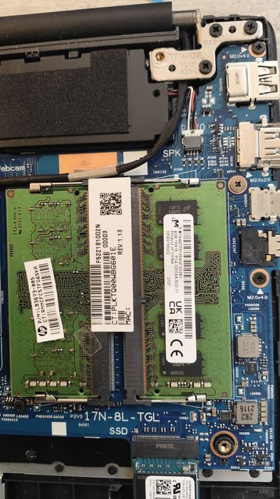 ОЗУ micron  ddr4 SDRAM 3200 4+4gb