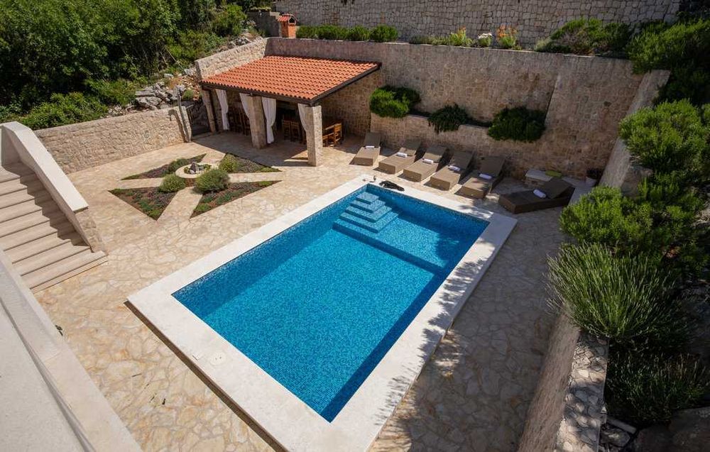 Wakacje, południe Chorwacji, dom z basenem dla 12 osób