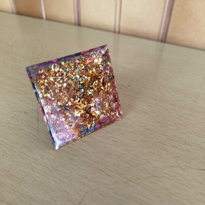 Pedra Pirâmide Cristal de Energia Reiki Chakra