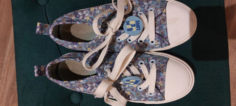 Trampki, buty r34 dla dziewczynki