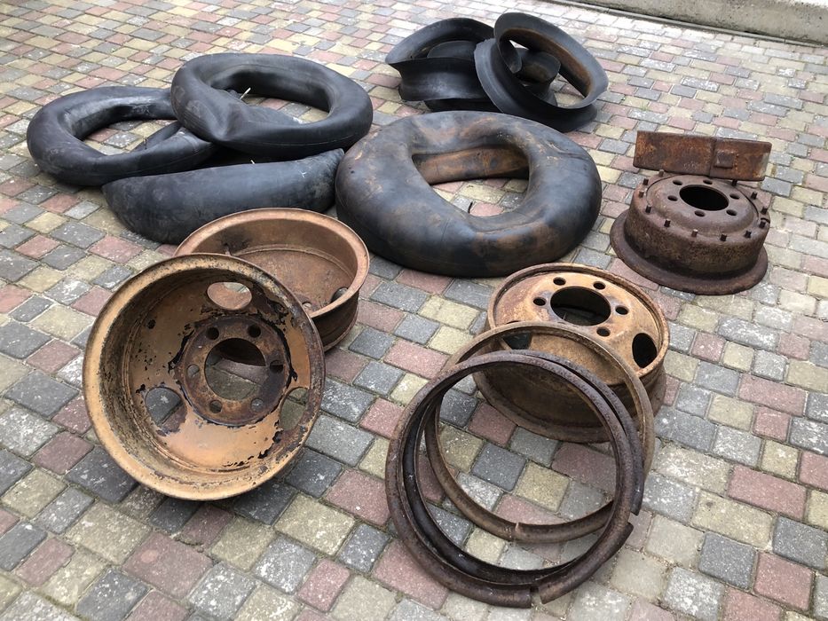 В наявності : диски газ 53 , фліпера. Ціна договірна
