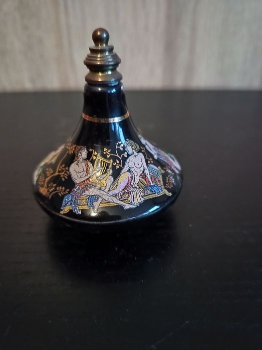 Buteleczka na perfumy dla