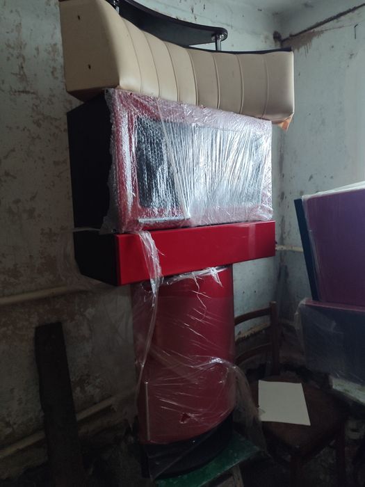 Продам кухню б/у но в очень хорошем состоянии