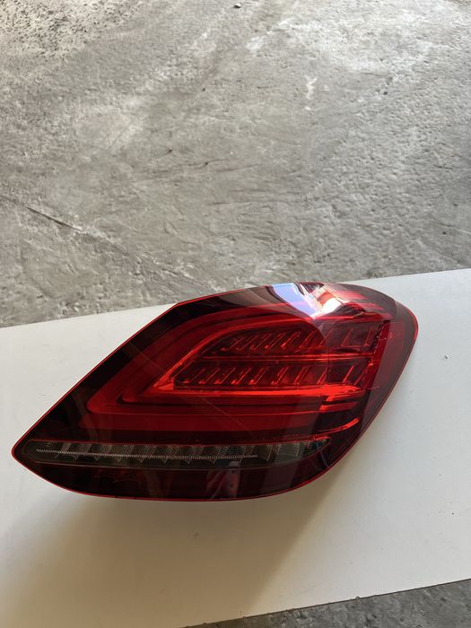 Задні led ліхтарі mercedes c class USA