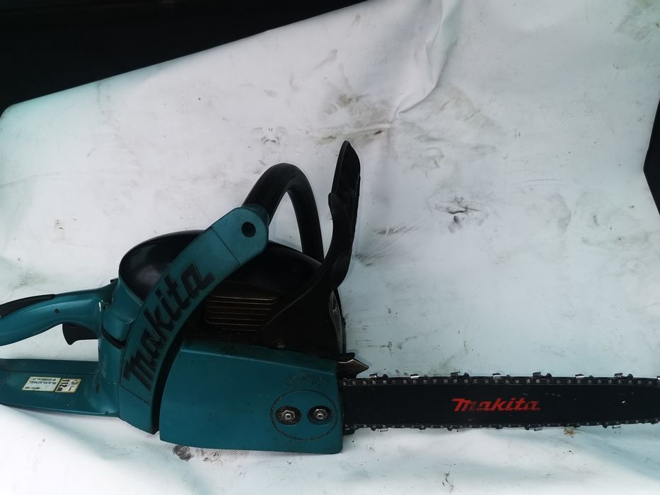 Piła spalinowa makita