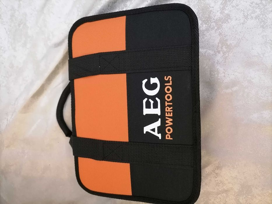 Шуруповерт AEG BS 12C2 LI-152B