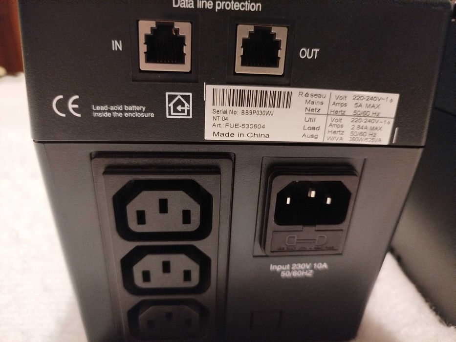 Duas UPS EATON Nova AVR 625