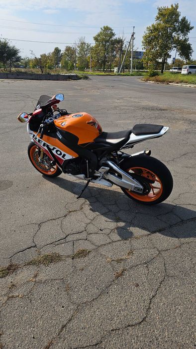 Honda cbr 1000 rr
