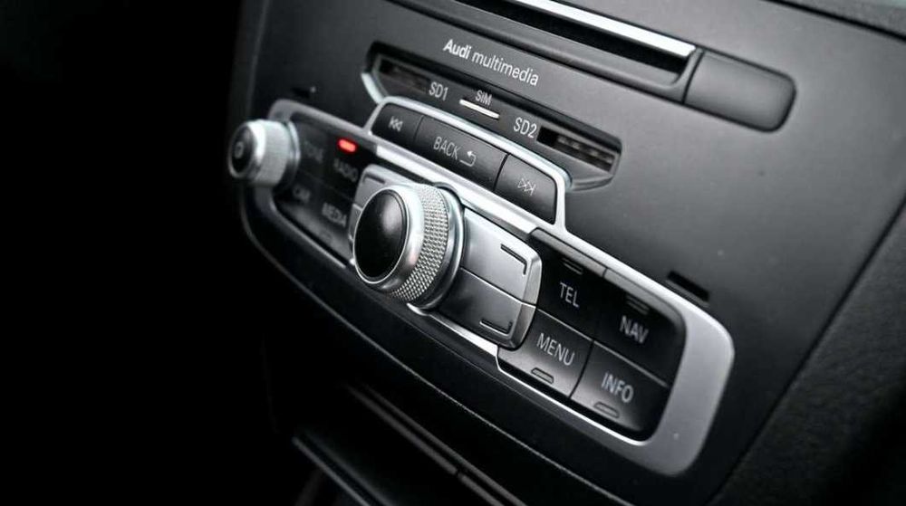 Audi Q3 2016 року