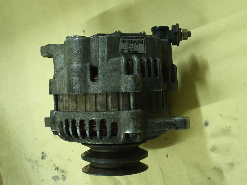 Nissan Navara - D22 TD 2.5 - Alternador como NOVO