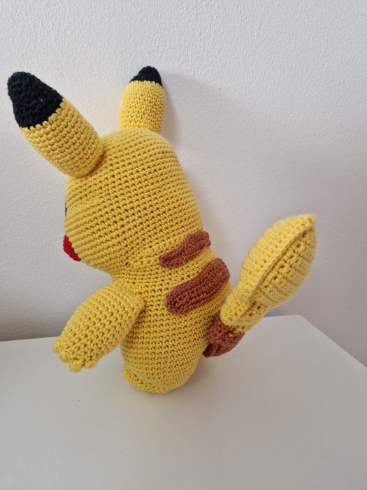 Pikachu peluche amigurumi