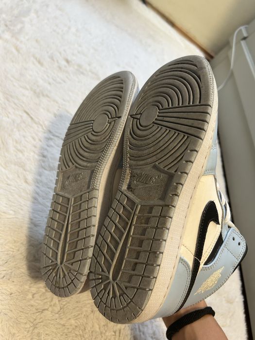 Air Jordan 1 mid ice blue