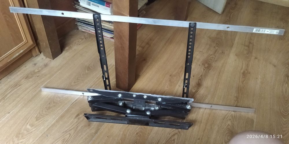 Uchwyt, wieszak regulowany do TV Philips 55"