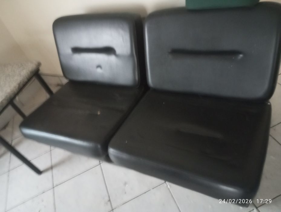 Balcão e artigos para cabeleireiro ou estética