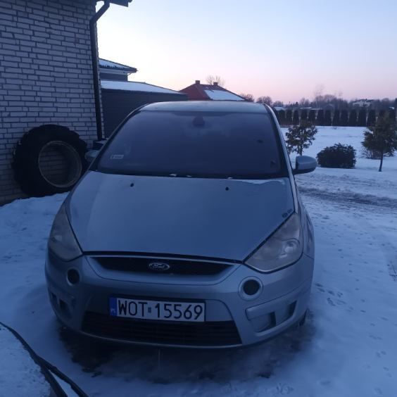 Ford S-Max 2.0 benzyna 143km  USZKODZONY