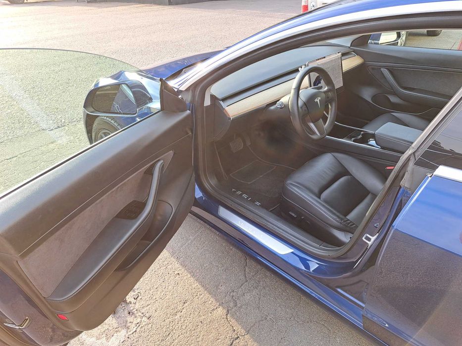 Tesla Model 3 Standart +