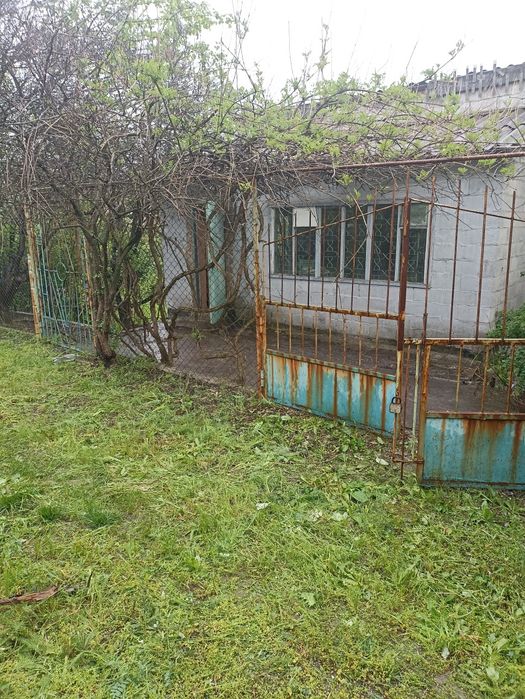 Продам 2-х этажную дачу