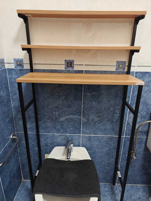 Móvel de apoio WC