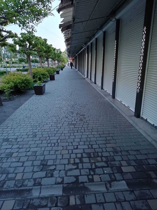 Місце на території ринку