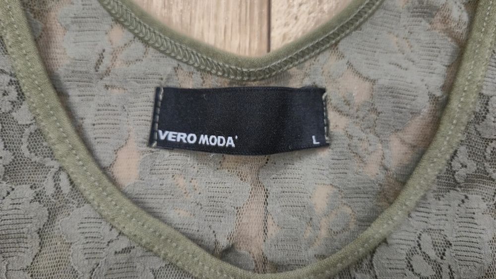 Bluzka siateczka Vero Moda