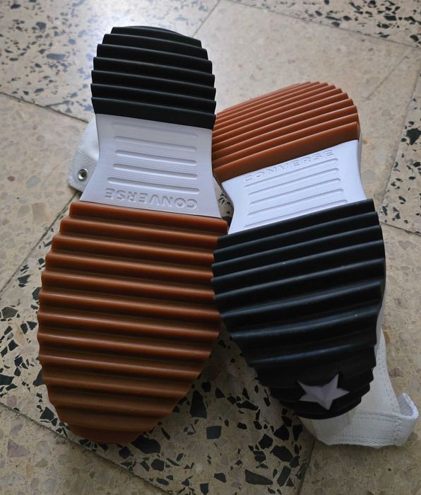 Ténis brancos AllStar novos.