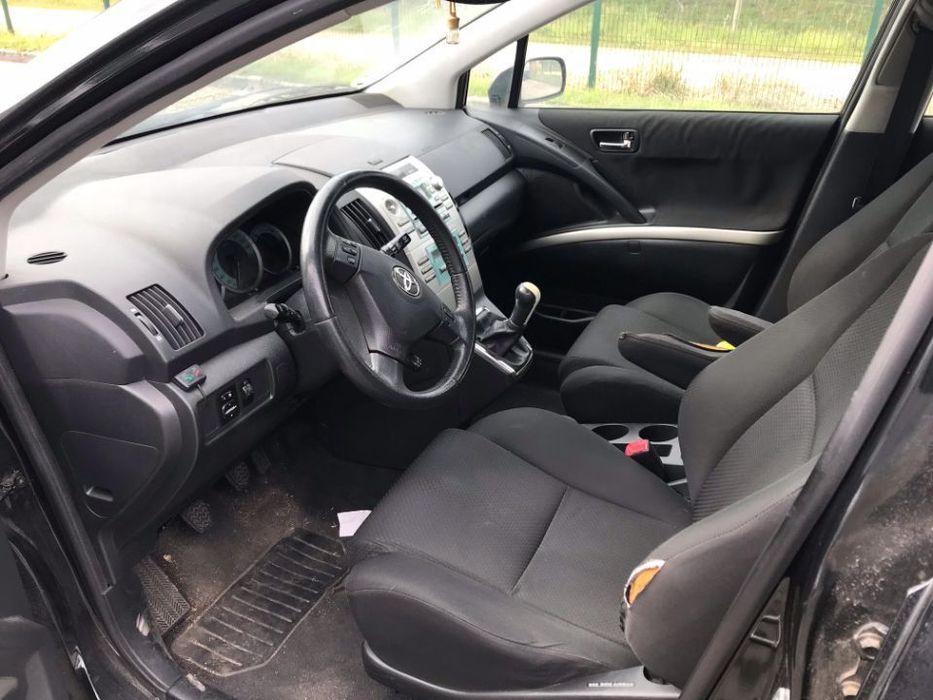 Toyota Corolla Verso 1.8 VVT-i 2005   - Para Peças