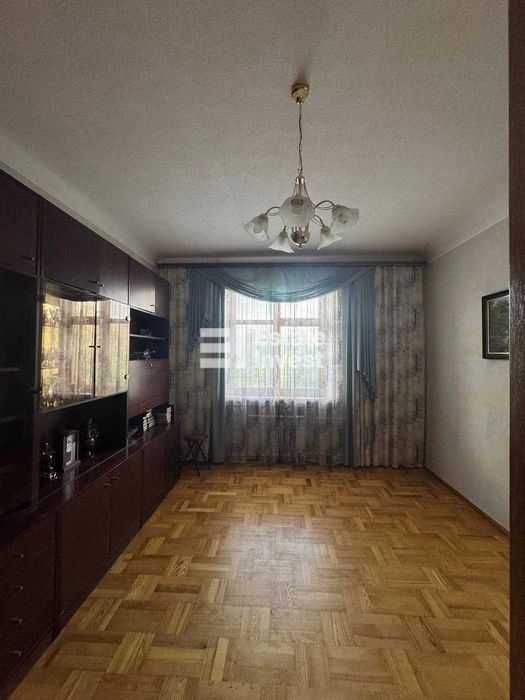 Продам 4 кімн. квартиру у с. Слобожанське, Зміївський район