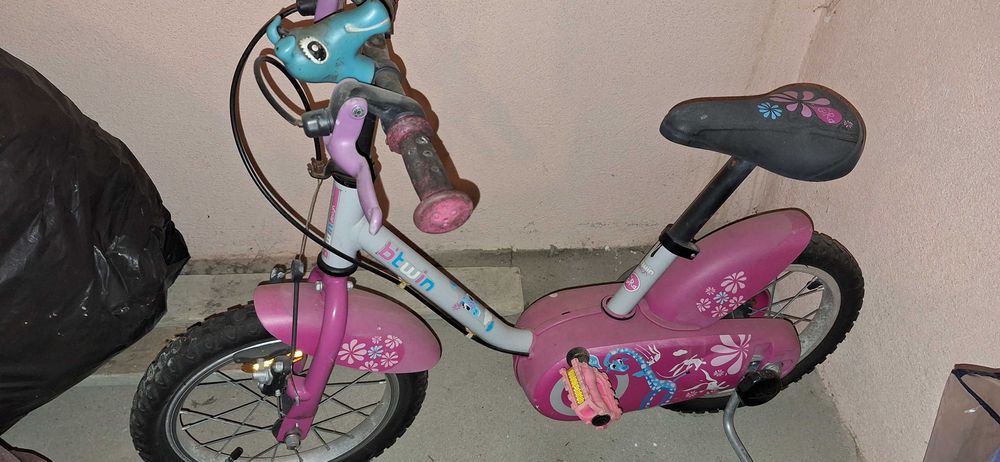 Triciclo criança.