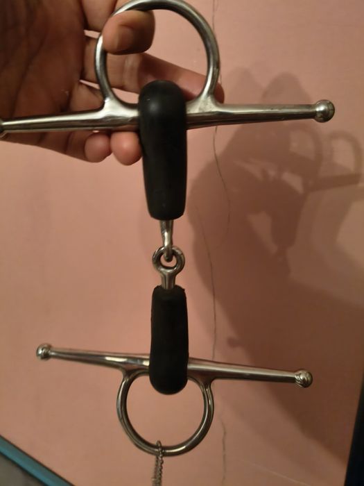 Vendo bridão para cavalo novo