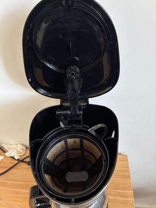 Máquina de Café BECKEN Drip –black